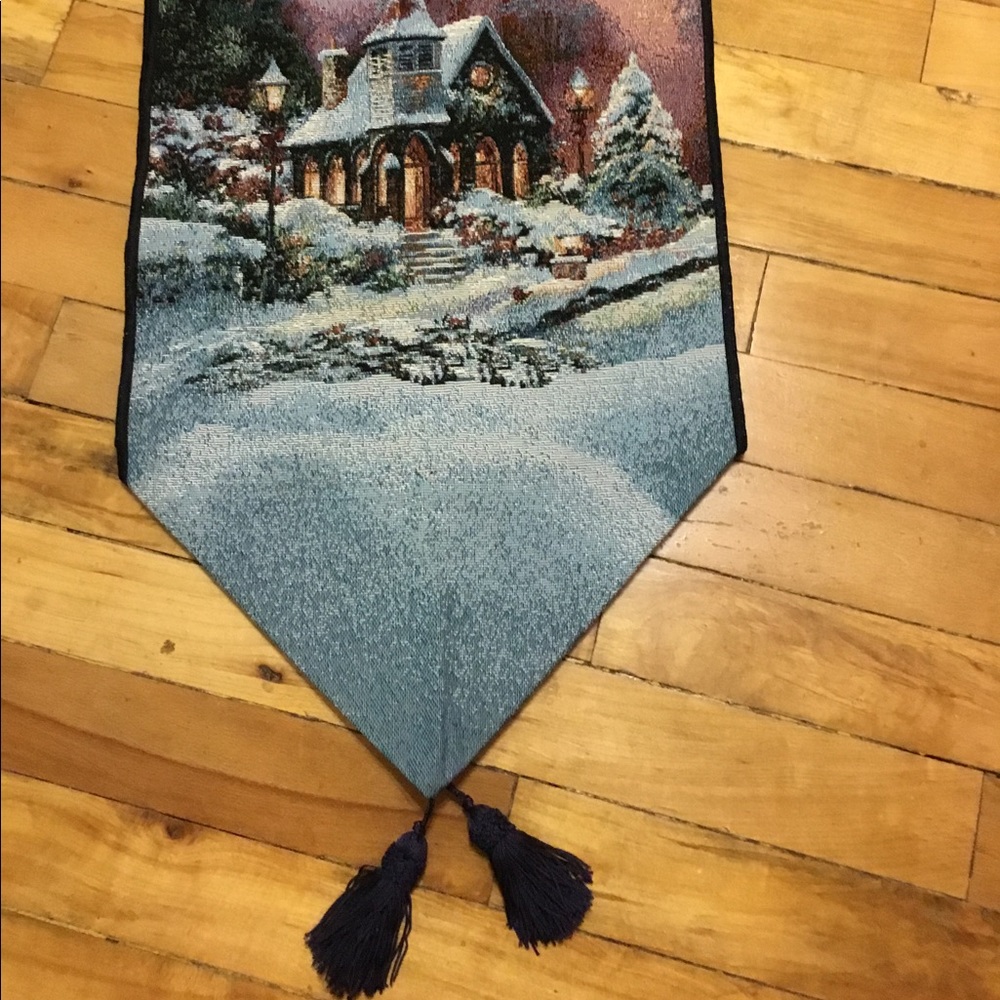 Winter Theme Runner - Picture 6 of 6